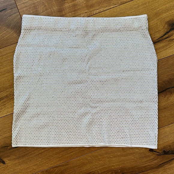 Zara white & crystal skirt. - Picture 3 of 5